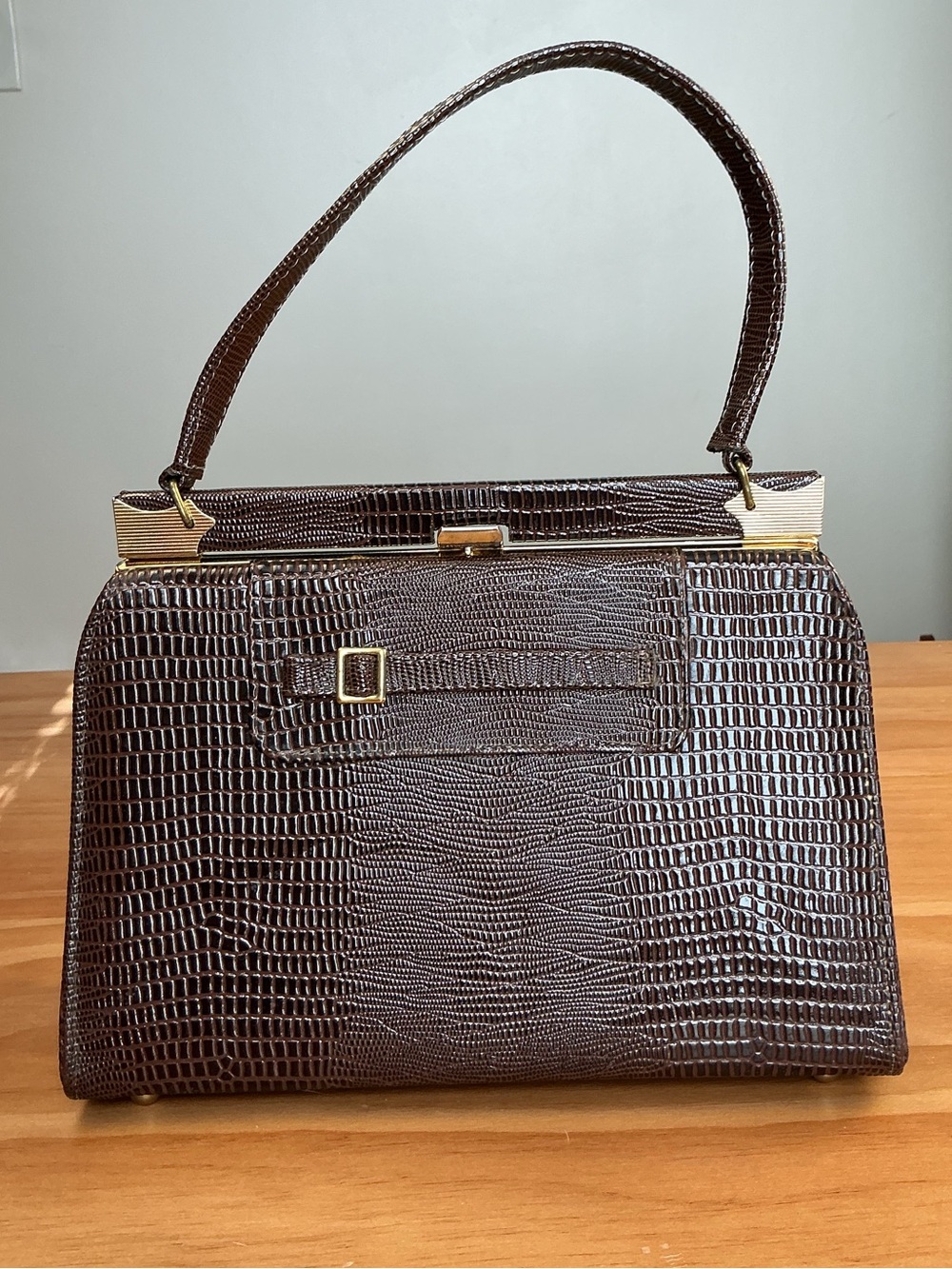 Naturalized 1960’s Brown Lizard Embossed Top Handle Frame Bag